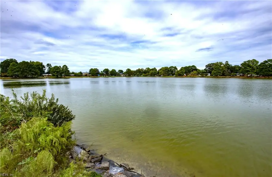 1049 Norwich Ave Avenue, Virginia Beach, VA 23455 - #3