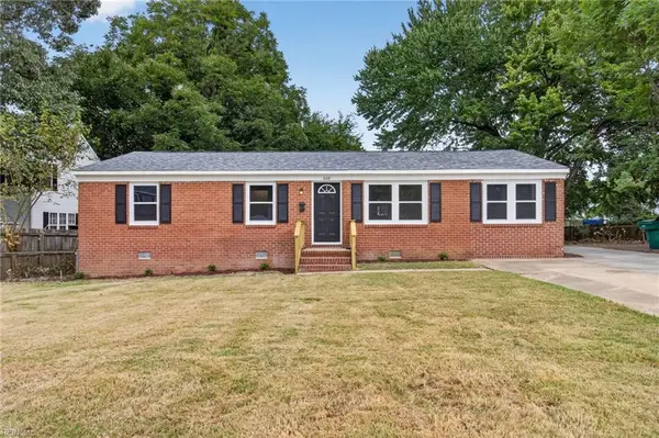 228 Colony Road, Newport News, VA 23602