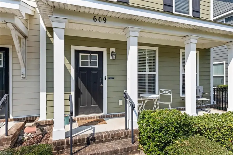 609 Veery Street, Chesapeake, VA 23323 - #2