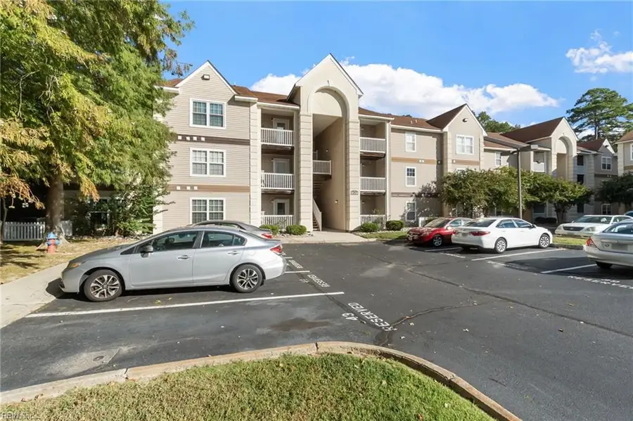 412 Egret Landing #302, Virginia Beach, VA 23454 - #3