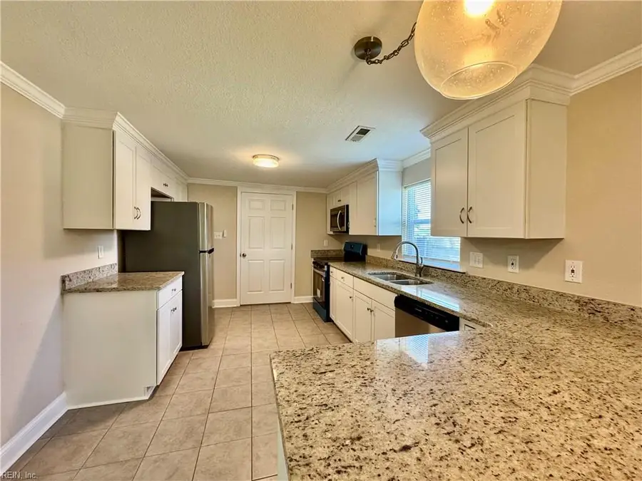 739 Childs Avenue, Hampton, VA 23661 - #2
