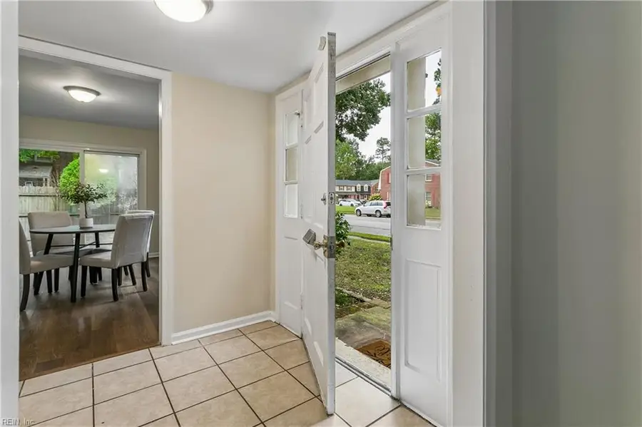 391 Circuit Lane #F, Newport News, VA 23608 - #3