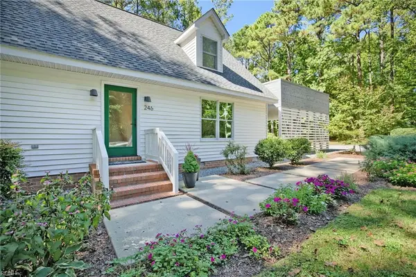 246 Laurel Farms Lane, Urbanna, VA 23175