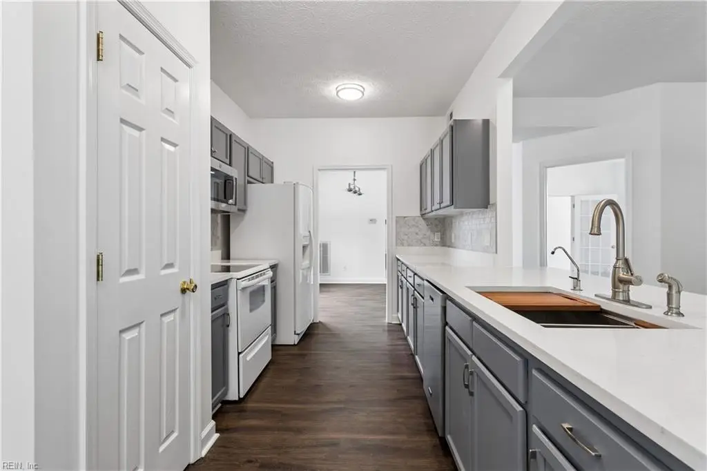 125 Brightwood Terrace, Yorktown, VA 23690 - #1