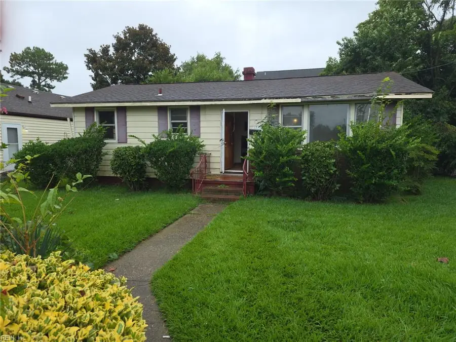 1533 Vine Street, Norfolk, VA 23523 - #2
