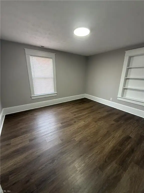 180 W Balview Avenue, Norfolk, VA 23503 - #3