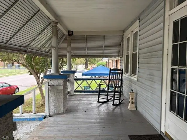 822 Berkley Avenue Extension, Norfolk, VA 23523 - #2