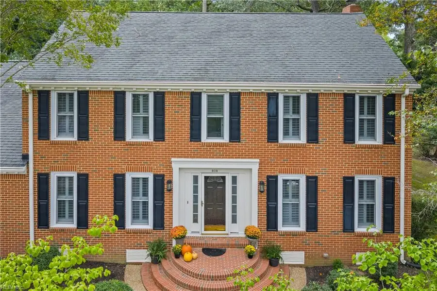 808 Coverdale Lane, Virginia Beach, VA 23452 - #2