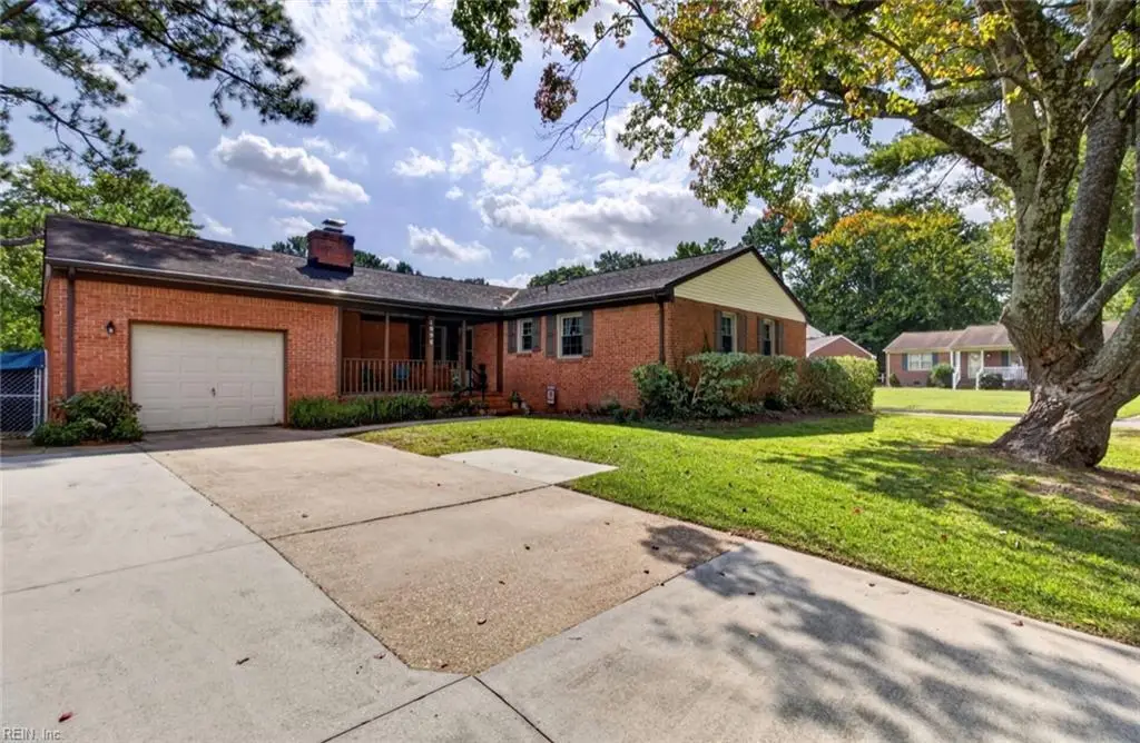 1098 Clear Springs Lane, Virginia Beach, VA 23464 - #1