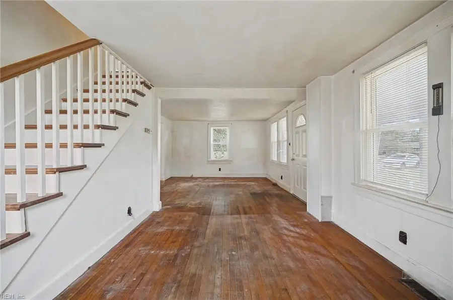 1317 Bells Road, Virginia Beach, VA 23454 - #3