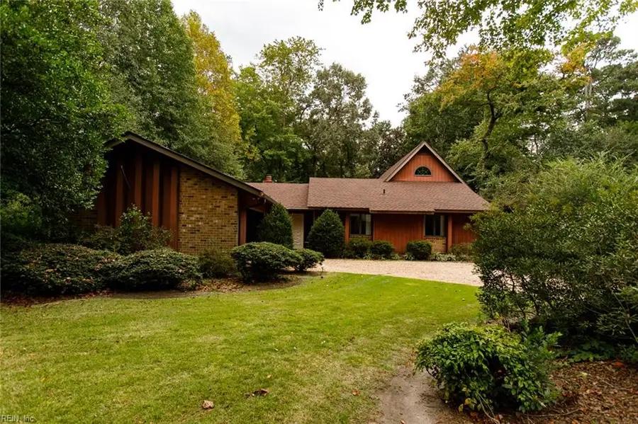 210 Walden Drive, Yorktown, VA 23692 - #2