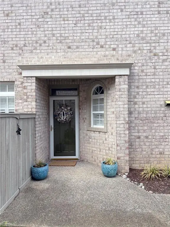1119 Chancellor Walk Court, Virginia Beach, VA 23454 - #1