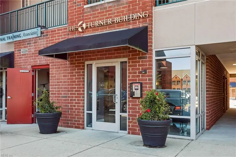 230 Nat Turner Boulevard S #2002, Newport News, VA 23606 - #2