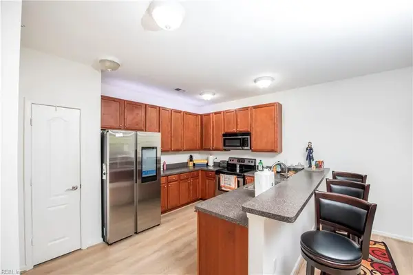932 Southmoor Drive #305, Virginia Beach, VA 23455