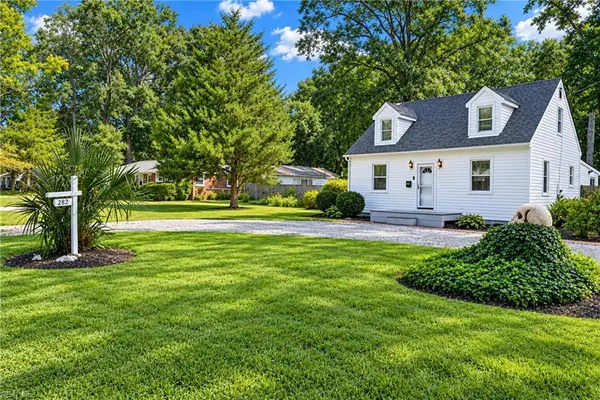 282 Eastwood Dr Drive, Newport News, VA 23602