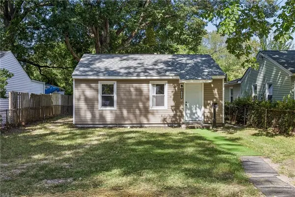 1949 Long Green Lane, Hampton, VA 23663