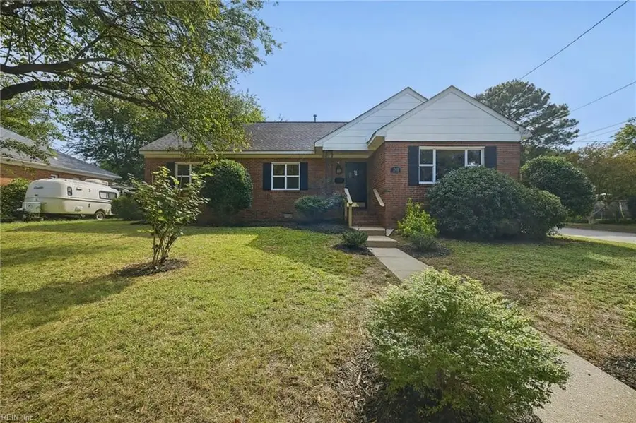 201 Forsythe Street, Norfolk, VA 23505 - #3