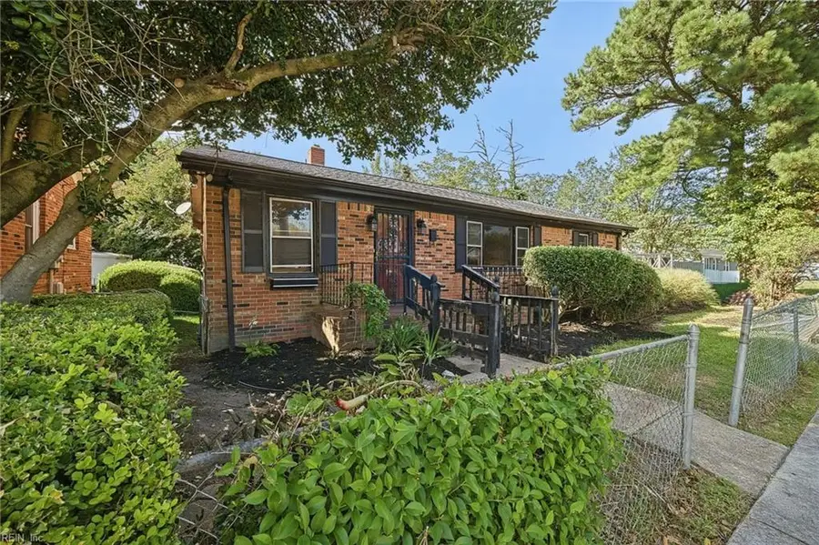 1392 Wool Avenue, Portsmouth, VA 23707 - #2