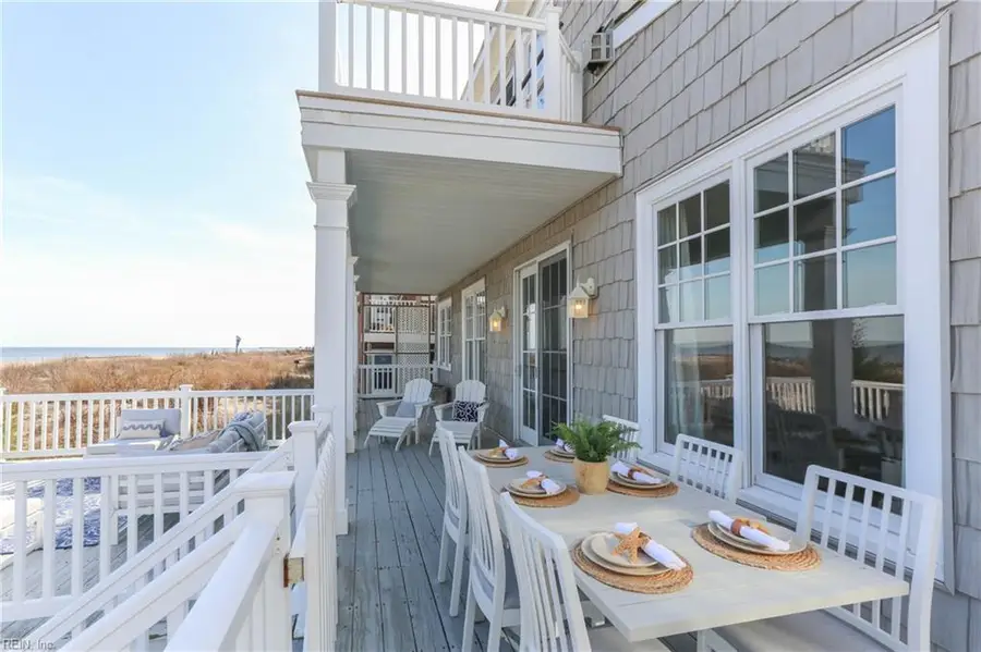 822 W Ocean View Avenue, Norfolk, VA 23505 - #2