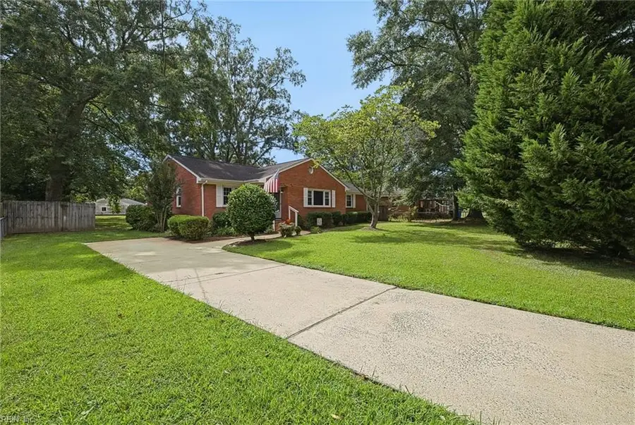 145 Hurdle Drive, Chesapeake, VA 23322 - #2