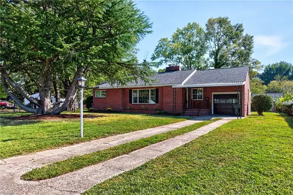 146 Cambridge Place, Hampton, VA 23669