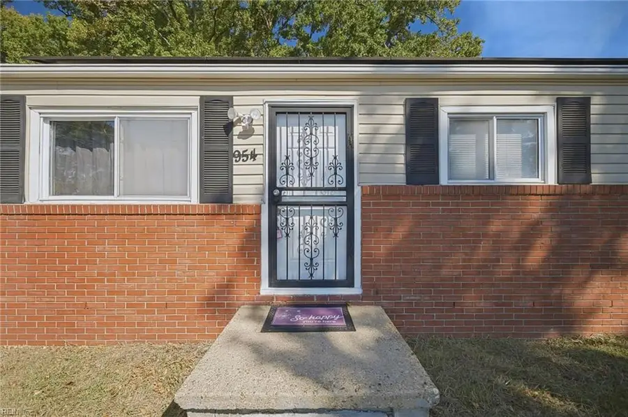 954 Dovercourt Road, Norfolk, VA 23518 - #2