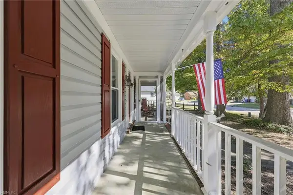 1021 Grantham Lane, Chesapeake, VA 23322