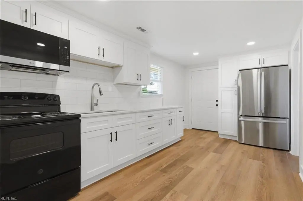 26 Bernard Avenue, Hampton, VA 23669 - #1