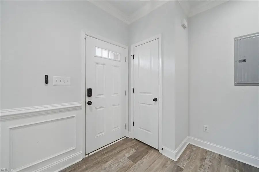 1304 West Avenue, Hampton, VA 23669 - #3