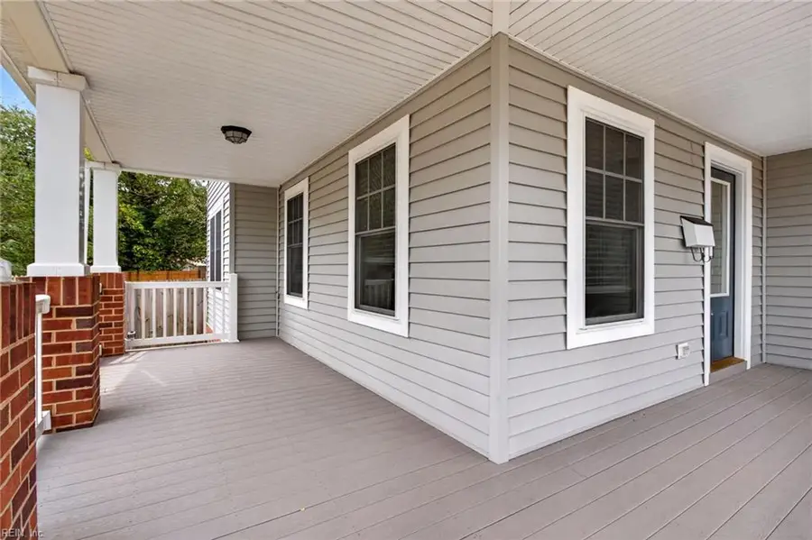 815 W Queen Street, Hampton, VA 23669 - #2