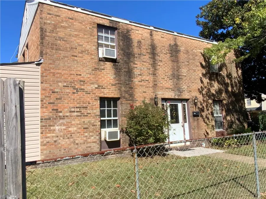 601 Red Horse Ln Lane, Virginia Beach, VA 23462 - #3