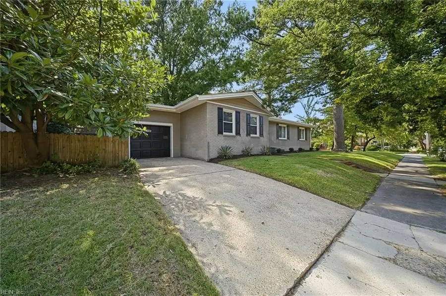 4914 Newport Avenue, Norfolk, VA 23508 - #3