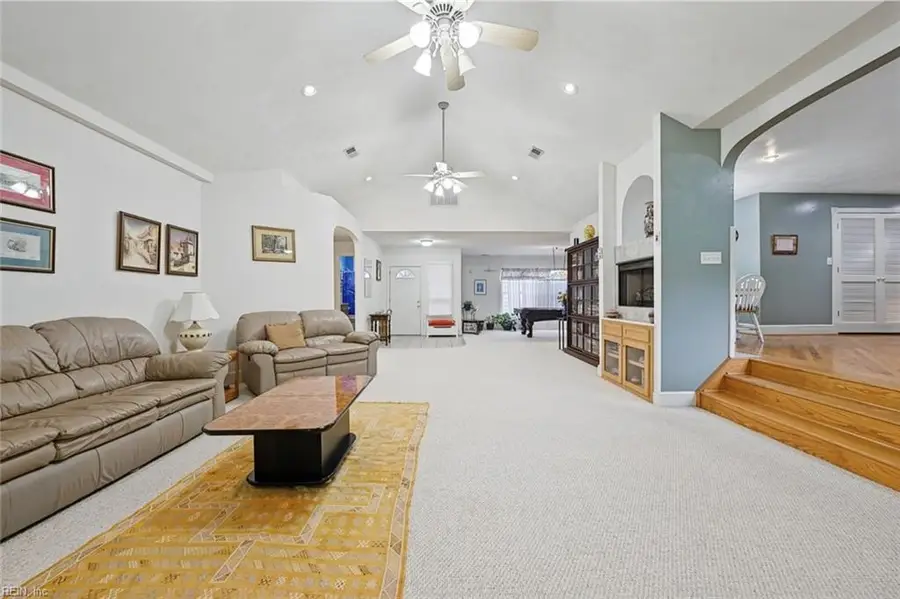214 Sir Oliver Road, Norfolk, VA 23505 - #3