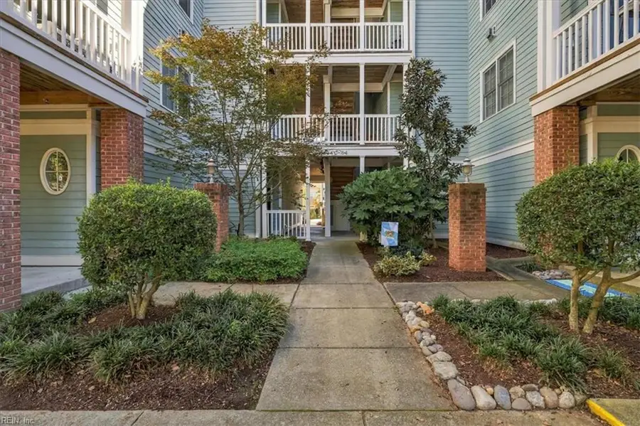 8352 N View Boulevard, Norfolk, VA 23518 - #2