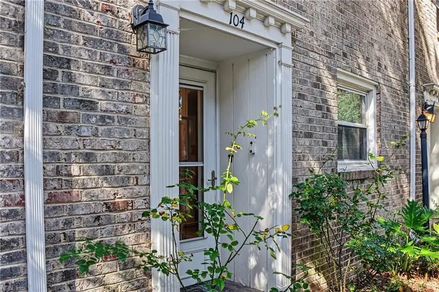 407 25th Street #104, Virginia Beach, VA 23451 - #3