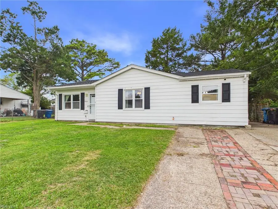 4920 Bark Lane, Virginia Beach, VA 23455 - #3