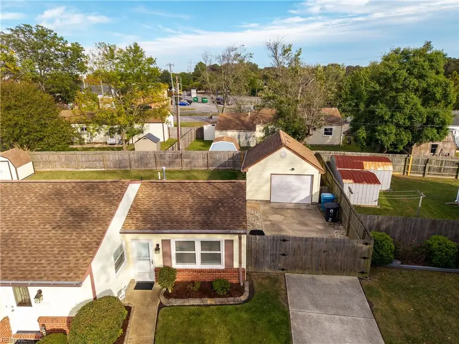 912 Carriage Hill Road, Virginia Beach, VA 23452 - #2