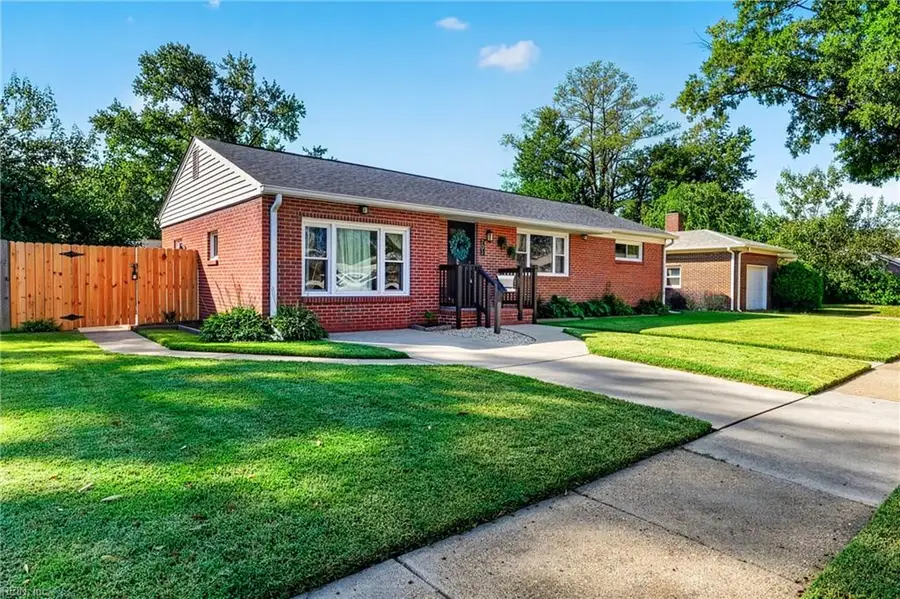 701 Euwanee Place, Norfolk, VA 23503 - #2
