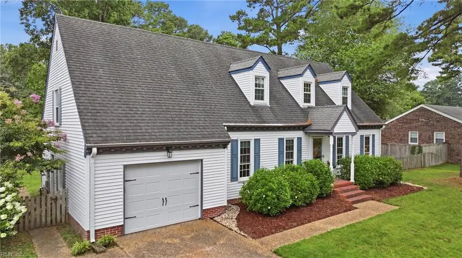 424 Pines Of Warrick Drive, Chesapeake, VA 23322 - #2