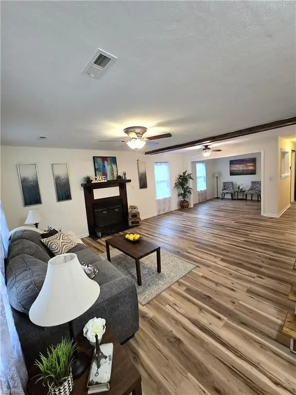 3441 Forest Glen Road, Virginia Beach, VA 23452