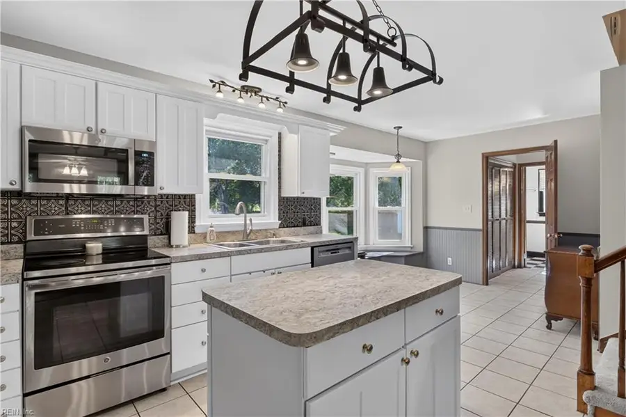 828 Woodrow Court, Chesapeake, VA 23322 - #3