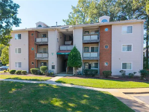 12869 Daybreak Circle, Newport News, VA 23602