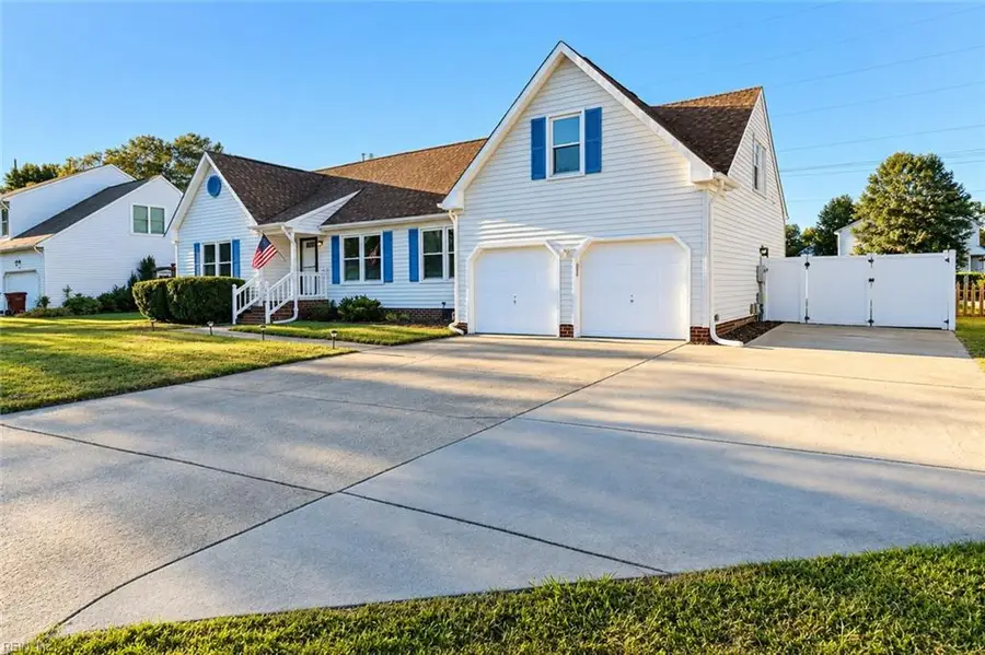 904 Barrington Court, Chesapeake, VA 23322 - #2