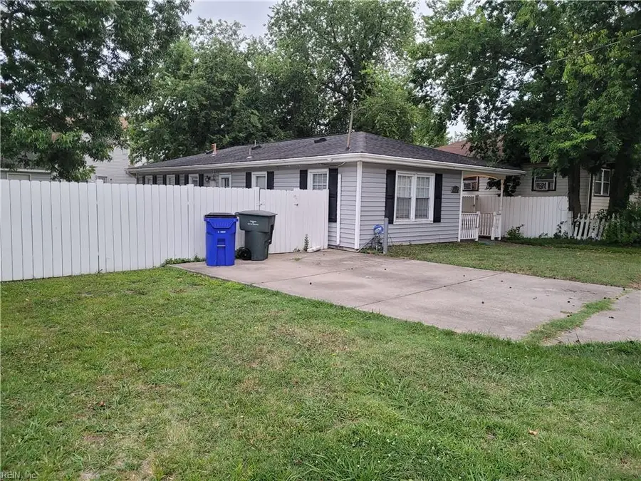 1305 W 37th Street Street, Norfolk, VA 23508 - #2
