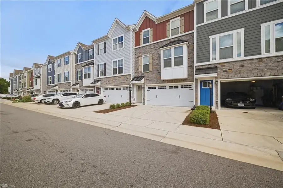 939 Gabion Way, Chesapeake, VA 23323 - #3
