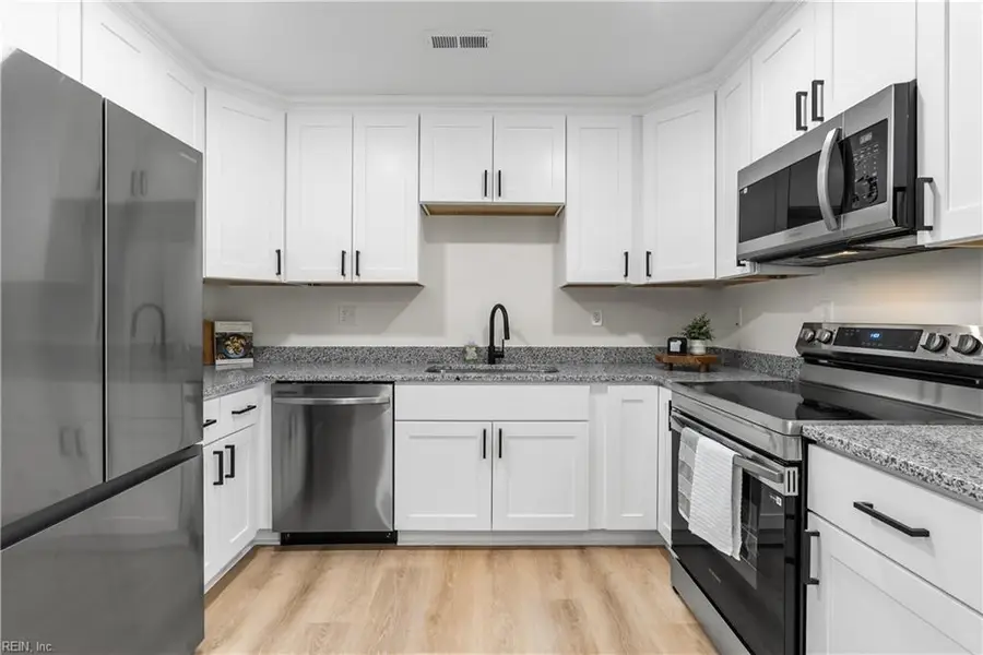 7822 Camellia Road, Norfolk, VA 23518 - #3