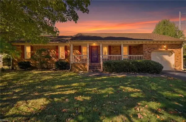 628 Gladesdale Drive, Chesapeake, VA 23322