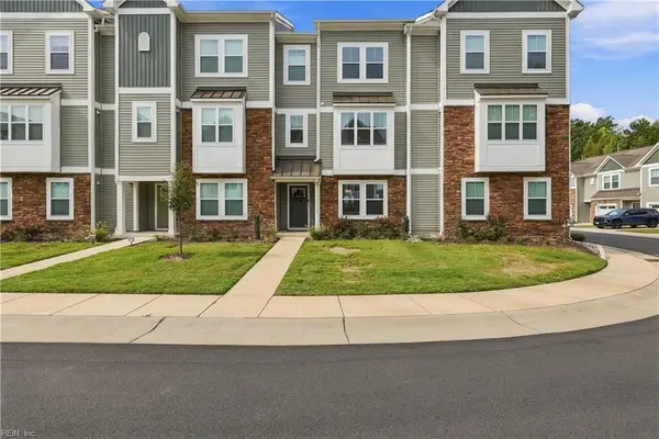 2022 Laycock Lane #101, Suffolk, VA 23435