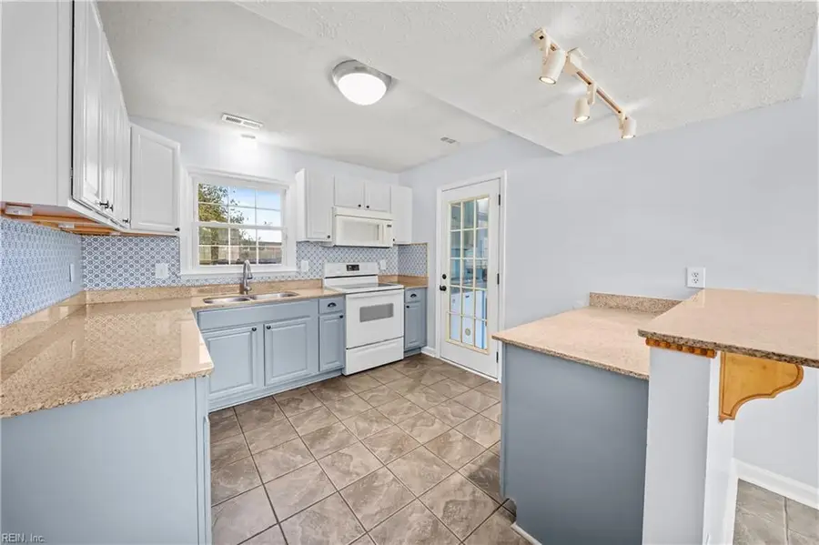 1 Ewell Court, Hampton, VA 23669 - #2