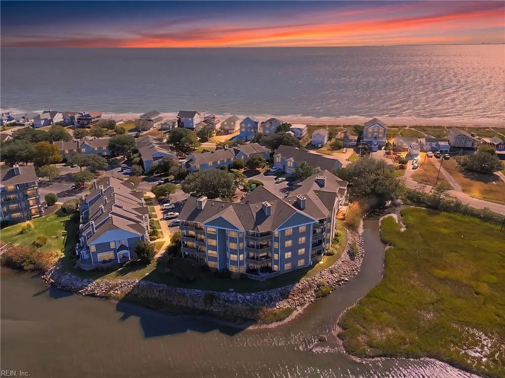 1044 Porte Harbour Arch #403, Hampton, VA 23664 - #1